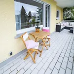 아파트 Hoeri-nest Garten-wohnung 가이엔호펜