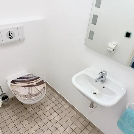 Hoeri-nest Garten-wohnung * 가이엔호펜