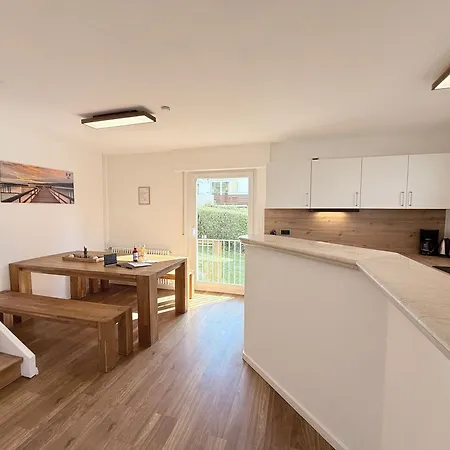 아파트 Hoeri-nest Garten-wohnung
