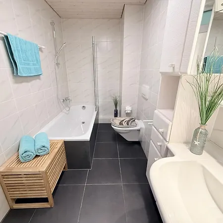 Hoeri-nest Garten-wohnung * غايِنهوفِن